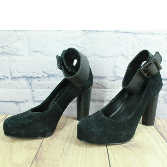 LL Bean Black Suede Platform Pump Heels Ankle Strap Casual Size 7 M Mary Jane - Picture 2 of 9